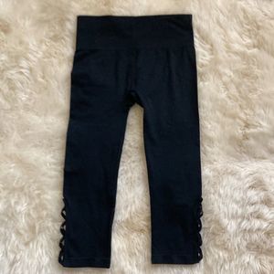 Capri style yoga pants.